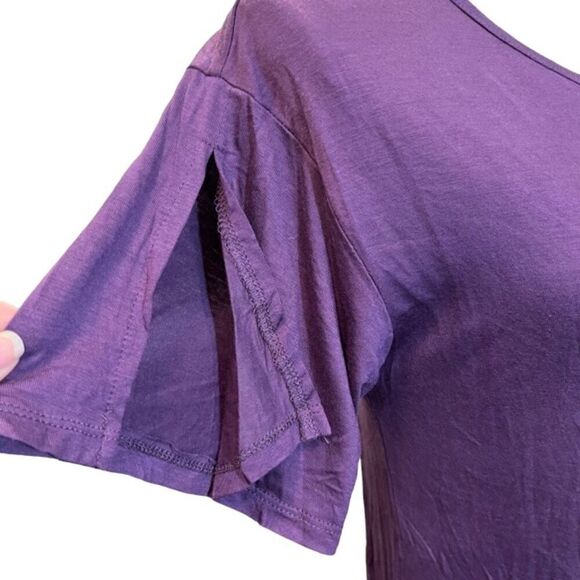 Cupio Plum Short Sleeve Slit Top Stretch Purple Women's Size Small - Picture 3 of 9